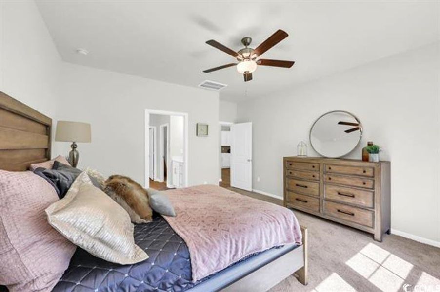 Furnished interior view inside a new home in King Farm Estates, Aynor (Image 10).