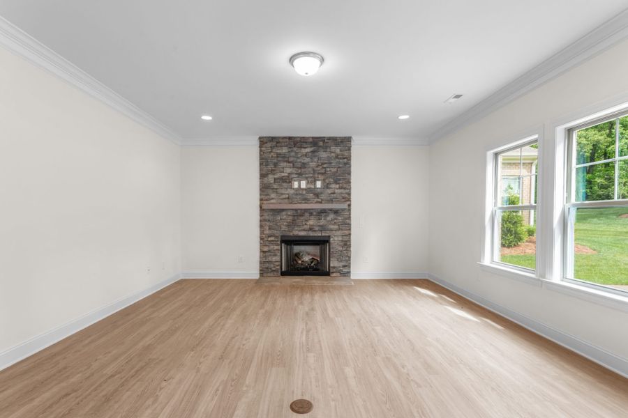 Representative unfurnished interior of a home built from the Fairfield Lux by Keystone Homes NC in Weybridge, Burlington (Image 36).