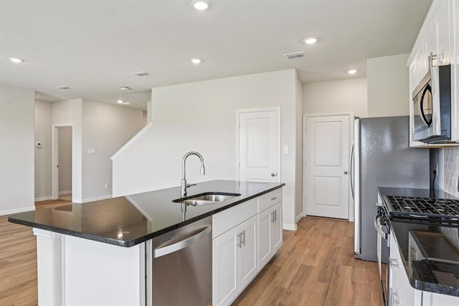 Furnished interior view inside a new home in River Ridge, Crandall (Image 14).