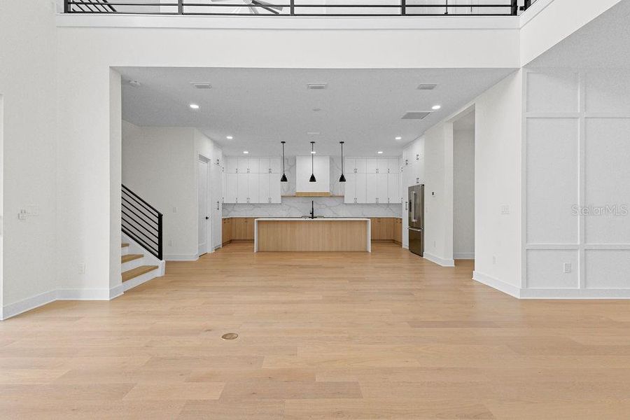 Spacious, unfurnished interior of a new home in , Tampa (Image 25).