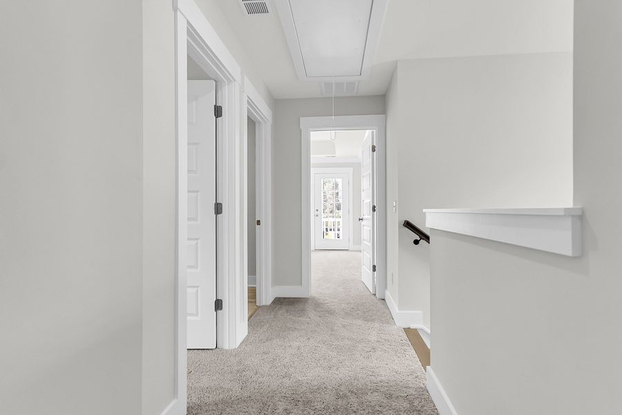 Spacious, unfurnished interior of a new home in Six Oaks, Summerville (Image 36).