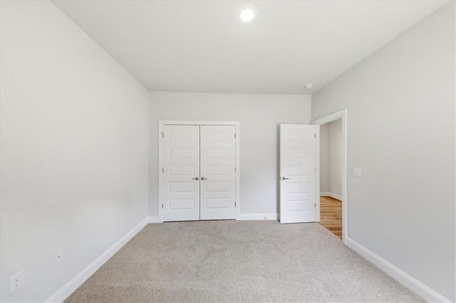 Spacious, unfurnished interior of a new home in Tuscany Hills, Douglasville (Image 20). Spacious, unfurnished interior of a new home in Tuscany Hills, Douglasville (Image 20).