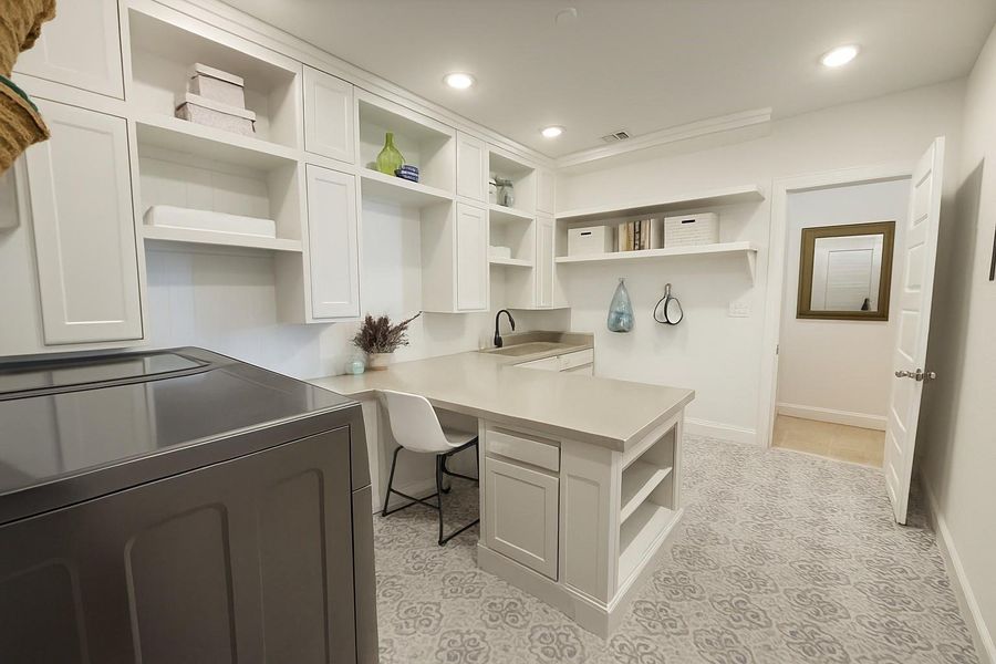 Furnished interior view inside a new home in Cross Creek West, Fulshear (Image 20).