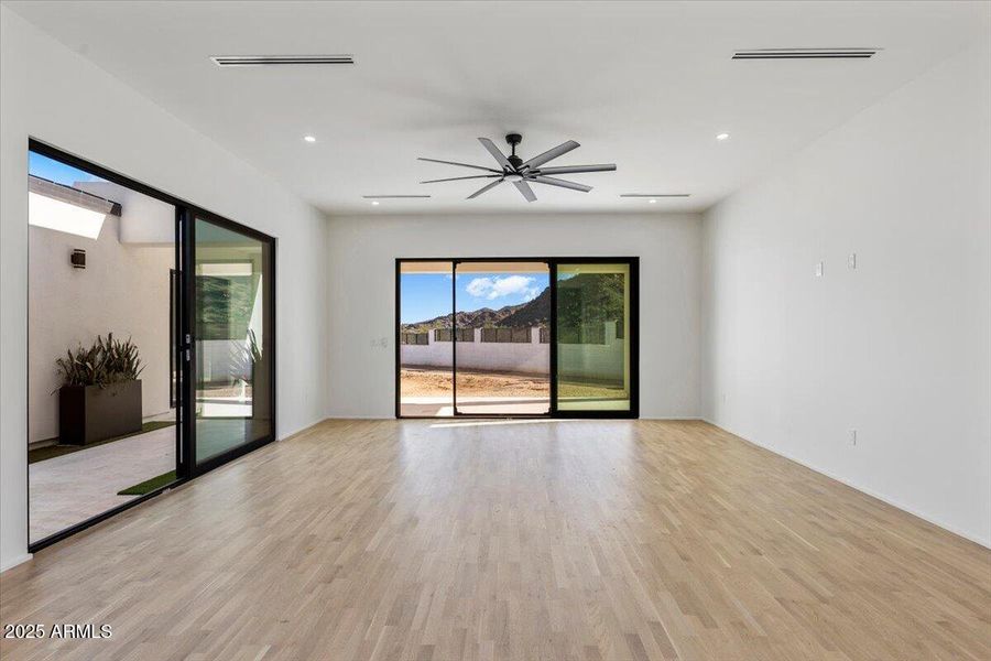 06-IMG_8425 06-IMG_8425