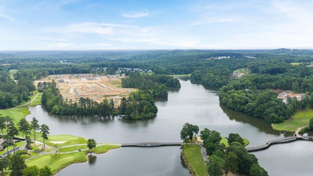 Natural landscape and outdoor views near Fairway 17 at Mirror Lake in Villa Rica (Image 32).