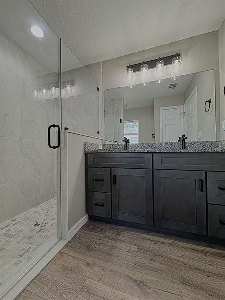 Furnished interior view inside a new home in , Ocala (Image 7).