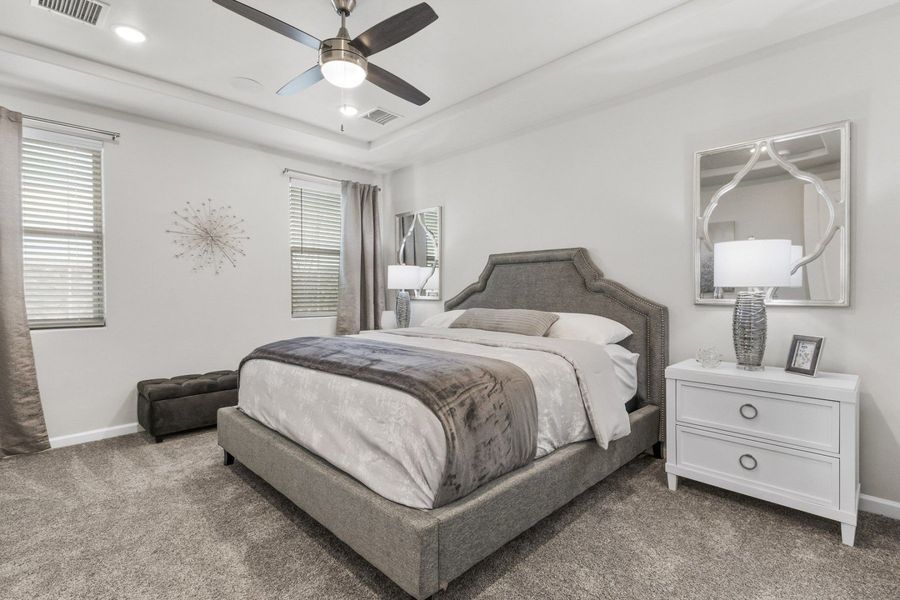Representative furnished interior of a home built from the Valencia by Hakes Brothers in Hillside Park, El Paso (Image 22).