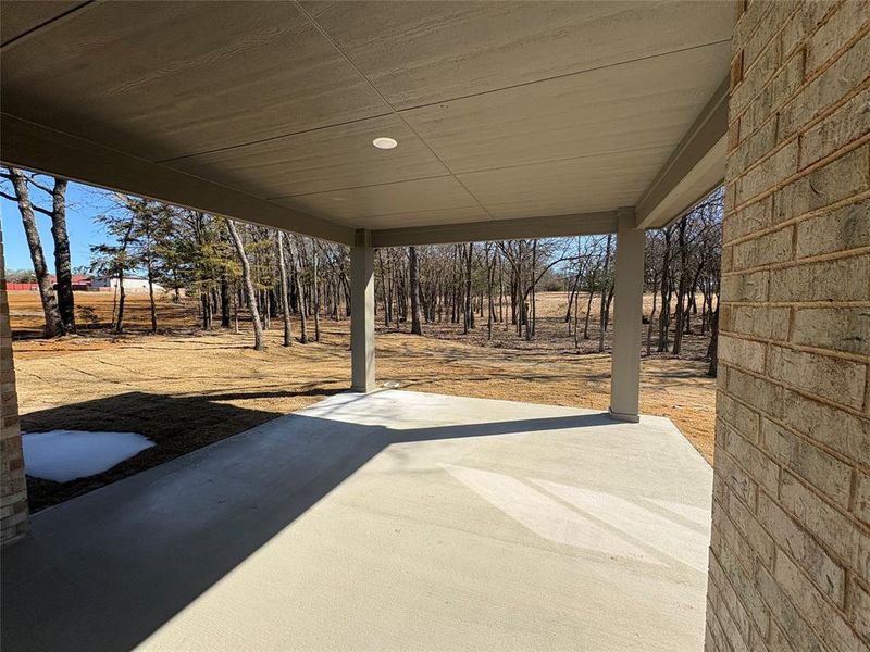 Exterior details and patio area of a home in , Collinsville (Image 3).