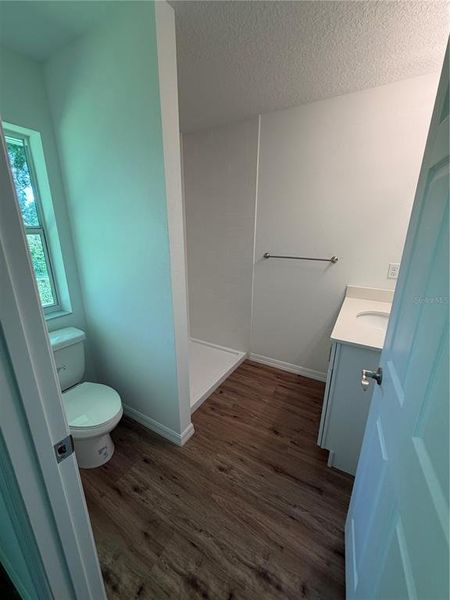 Spacious, unfurnished interior of a new home in , Bradenton (Image 16).