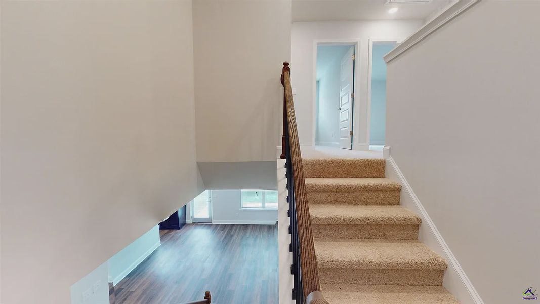 Image 26 of a home in Oakview Estates. Image 26 of a home in Oakview Estates.