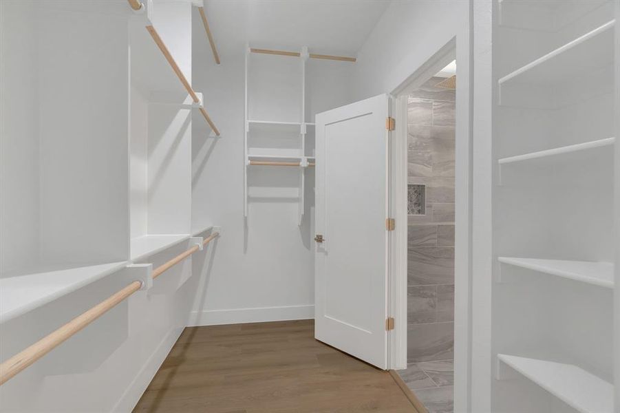 Furnished interior view inside a new home in , Grand Prairie (Image 11).