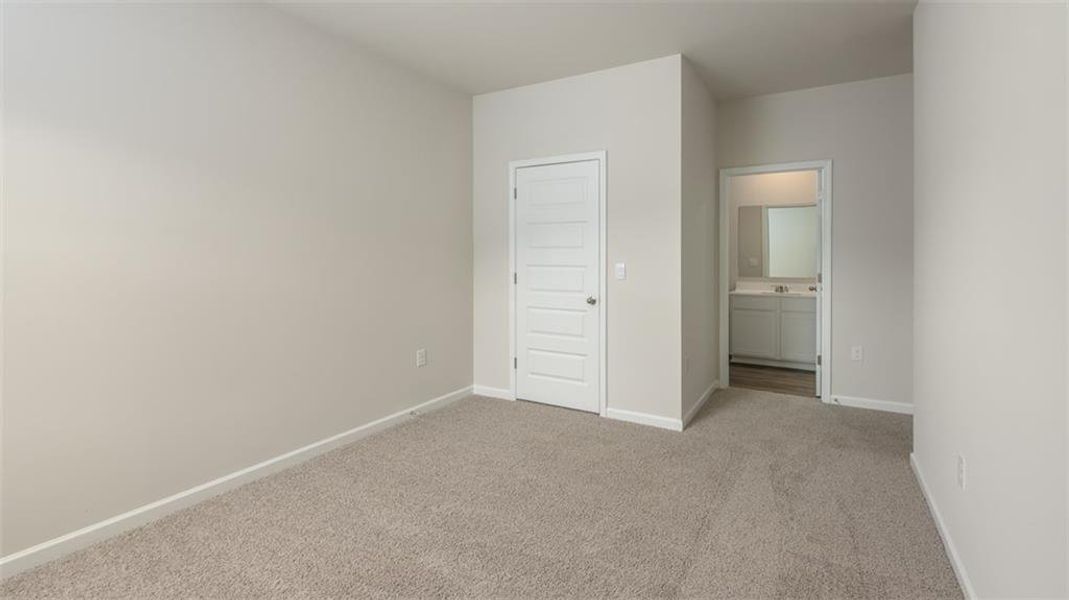 Spacious, unfurnished interior of a new home in , Dacula (Image 31).