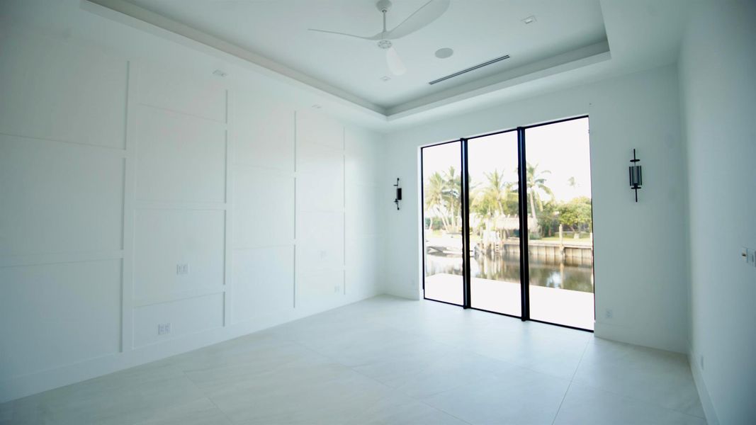 Spacious, unfurnished interior of a new home in , Palm Beach Gardens (Image 69).