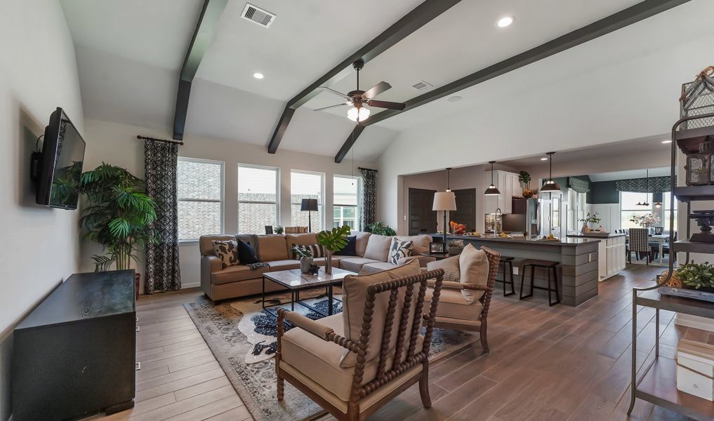 Great room with vaulted ceilings