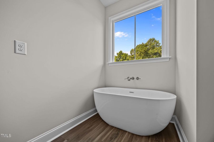 25-web-or-mls-BLS_0069 25-web-or-mls-BLS_0069