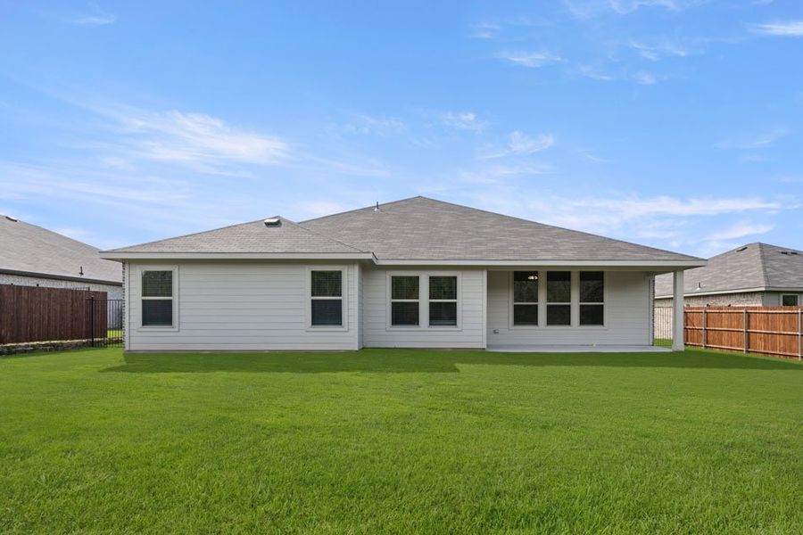 Front exterior of a new home in Mountain Valley, Burleson, TX, highlighting curb appeal (Image 28). Front exterior of a new home in Mountain Valley, Burleson, TX, highlighting curb appeal (Image 28).