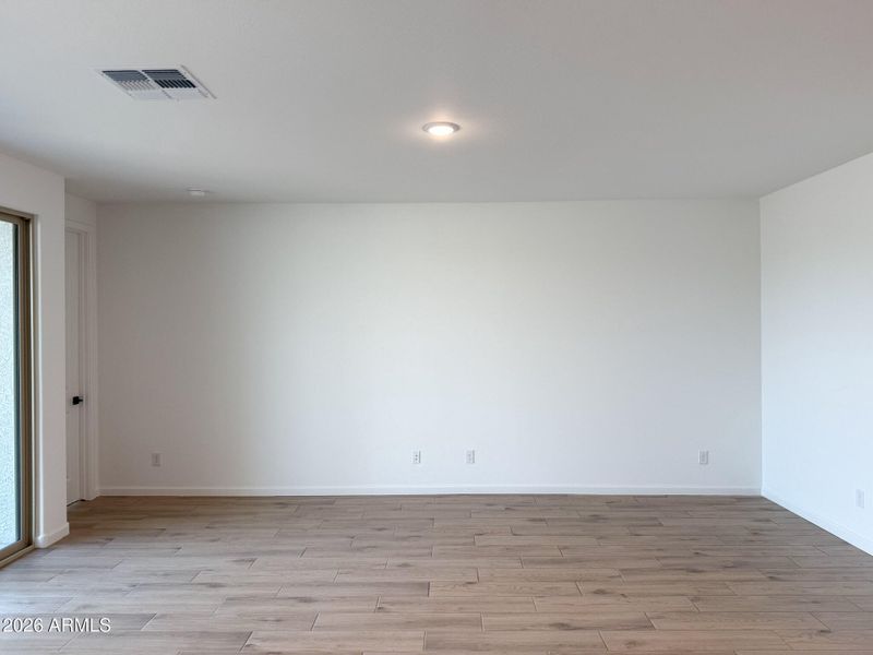 004 Great Room 2 004 Great Room 2