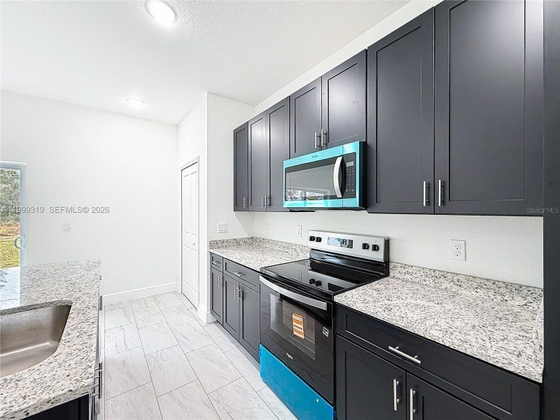 Furnished interior view inside a new home in , Ocala (Image 8).