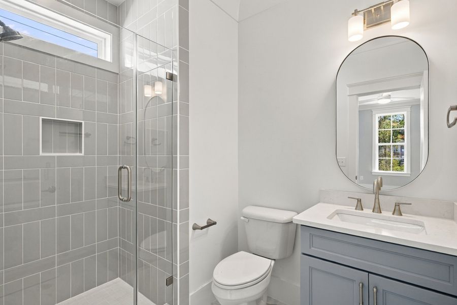 Representative furnished interior of a home built from the The Emerson by RobuckHomes in Stonehenge, Raleigh (Image 136).
