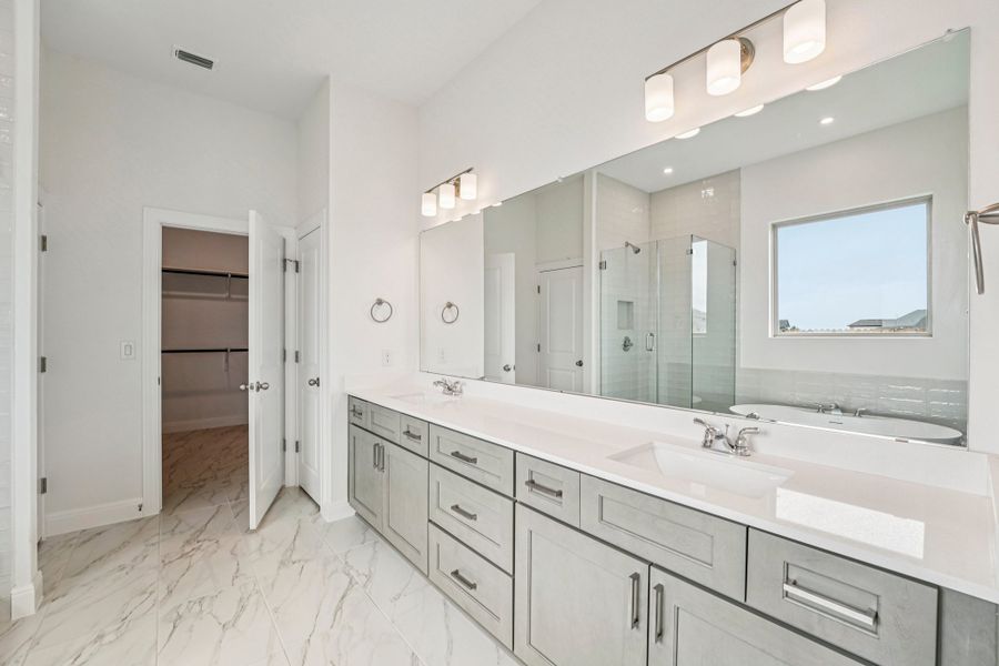 Furnished interior view inside a new home in Sage Hollow, Kyle (Image 8).