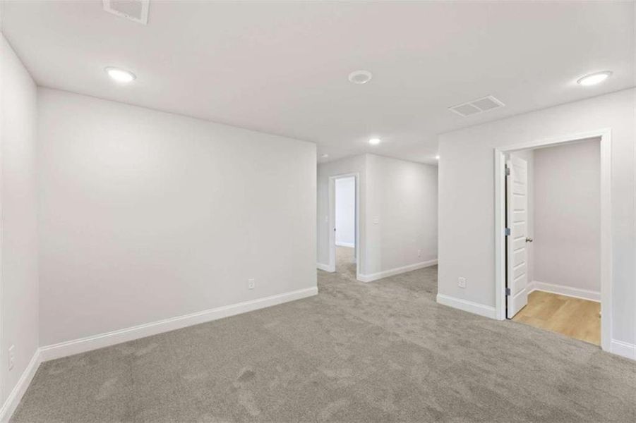 Spacious, unfurnished interior of a new home in Porter Reserve, Decatur (Image 20).