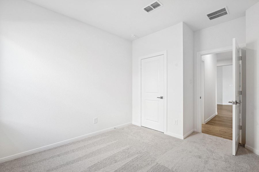 Spacious, unfurnished interior of a new home in Oakwood Estates, Waller (Image 22). Spacious, unfurnished interior of a new home in Oakwood Estates, Waller (Image 22).