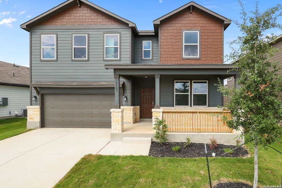 Front exterior of a new home in Cinco Lakes, San Antonio, TX, highlighting curb appeal (Image 1). Front exterior of a new home in Cinco Lakes, San Antonio, TX, highlighting curb appeal (Image 1).