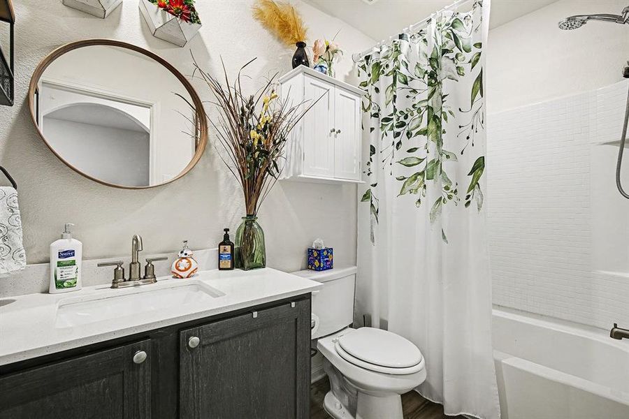 Furnished interior view inside a new home in Logan Square, Fort Worth (Image 11).