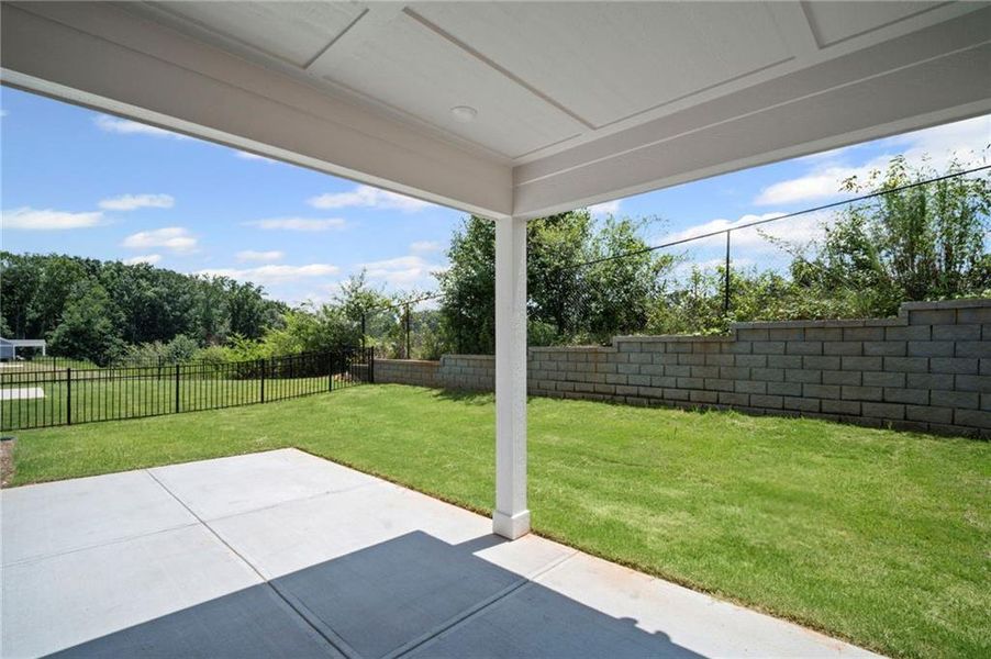 Image 33 of a home in Laurel Farms.