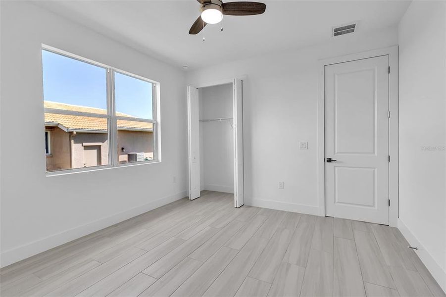 Spacious, unfurnished interior of a new home in , Punta Gorda (Image 21).