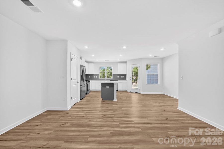 Spacious, unfurnished interior of a new home in Bakers Creek, Kannapolis (Image 20).