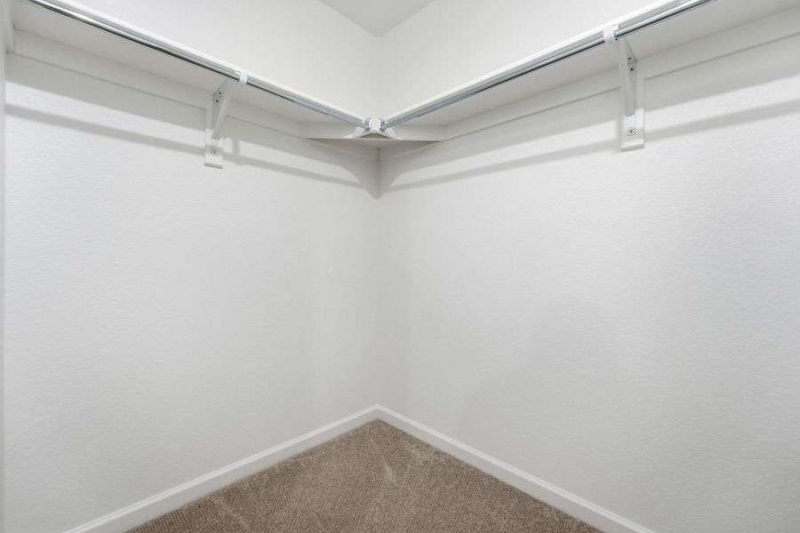 Spacious, unfurnished interior of a new home in Trailstone, Arvada (Image 31).