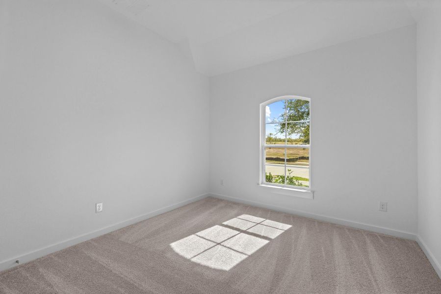 Spacious, unfurnished interior of a new home in Sienna 45', 50', Missouri City (Image 18). Spacious, unfurnished interior of a new home in Sienna 45', 50', Missouri City (Image 18).