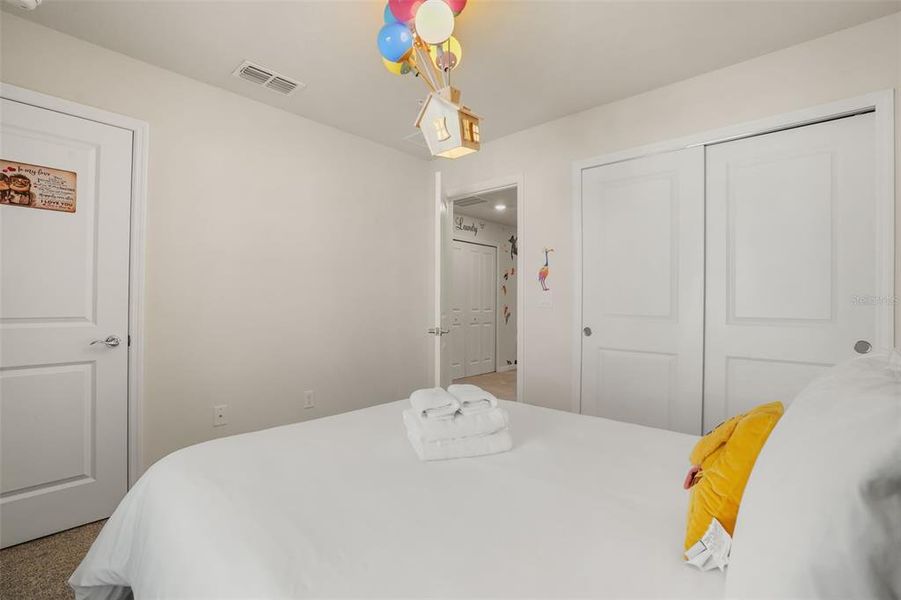 Furnished interior view inside a new home in , Clermont (Image 17).