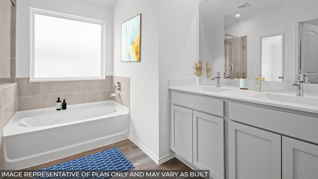 Representative furnished interior of a home built from the Texas Cali by D.R. Horton in Silverthorne, Conroe (Image 13).