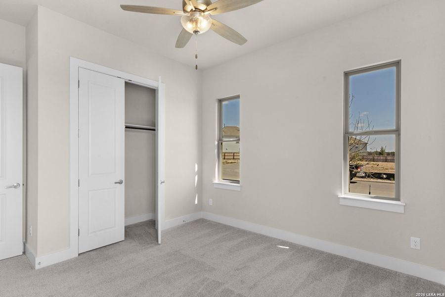 Spacious, unfurnished interior of a new home in Davis Ranch, San Antonio (Image 20). Spacious, unfurnished interior of a new home in Davis Ranch, San Antonio (Image 20).