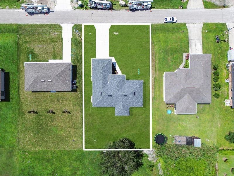 Image 32 of a home in . Image 32 of a home in .