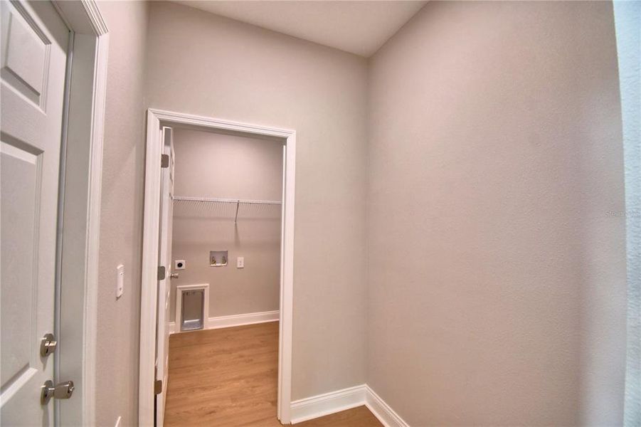 Spacious, unfurnished interior of a new home in , Winter Haven (Image 26).