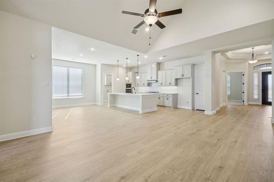 24-1016Sunflower_024 24-1016Sunflower_024