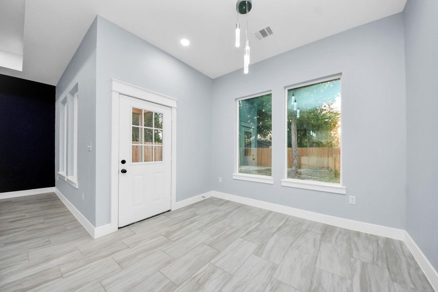 Spacious, unfurnished interior of a new home in , La Porte (Image 20).