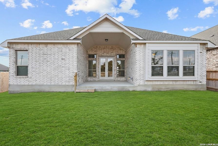 Exterior details and patio area of a home in Stillwater Ranch, San Antonio (Image 22).