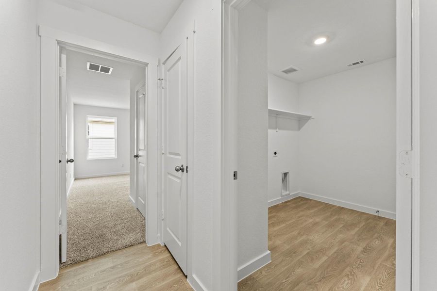 Spacious, unfurnished interior of a new home in Sonoma Oaks, Fredericksburg (Image 28). Spacious, unfurnished interior of a new home in Sonoma Oaks, Fredericksburg (Image 28).