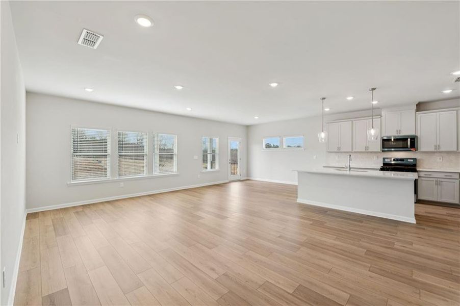 Spacious, unfurnished interior of a new home in Preserve at Mountain Creek, Pendergrass (Image 28).