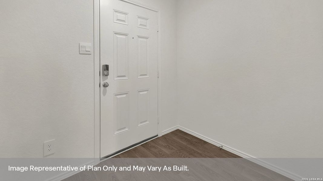 Spacious, unfurnished interior of a new home in Bollinger, Maxwell (Image 19).