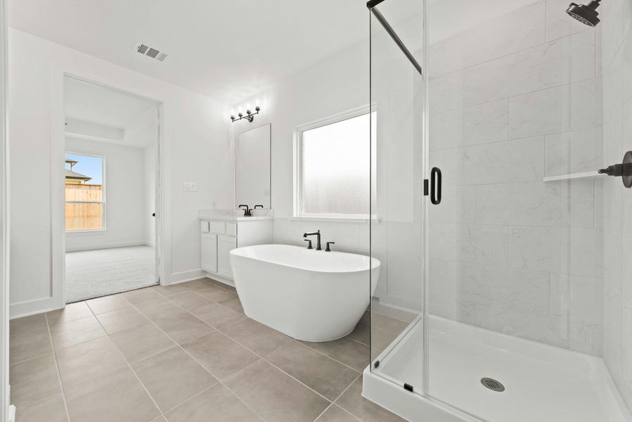 Furnished interior view inside a new home in Cross Creek West - 45', Fulshear (Image 3). Furnished interior view inside a new home in Cross Creek West - 45', Fulshear (Image 3).