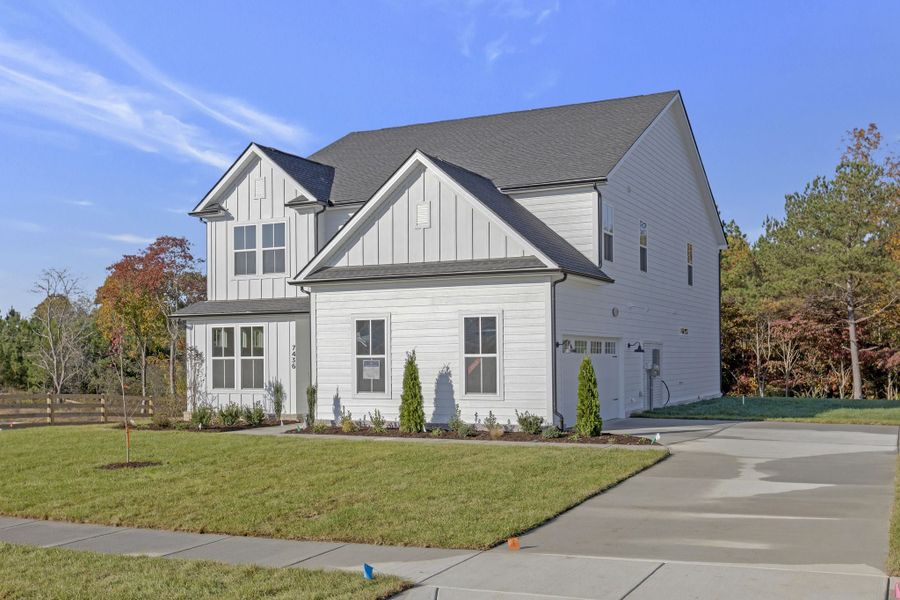 5br New Home in Fairview, TN.  - Slide 9