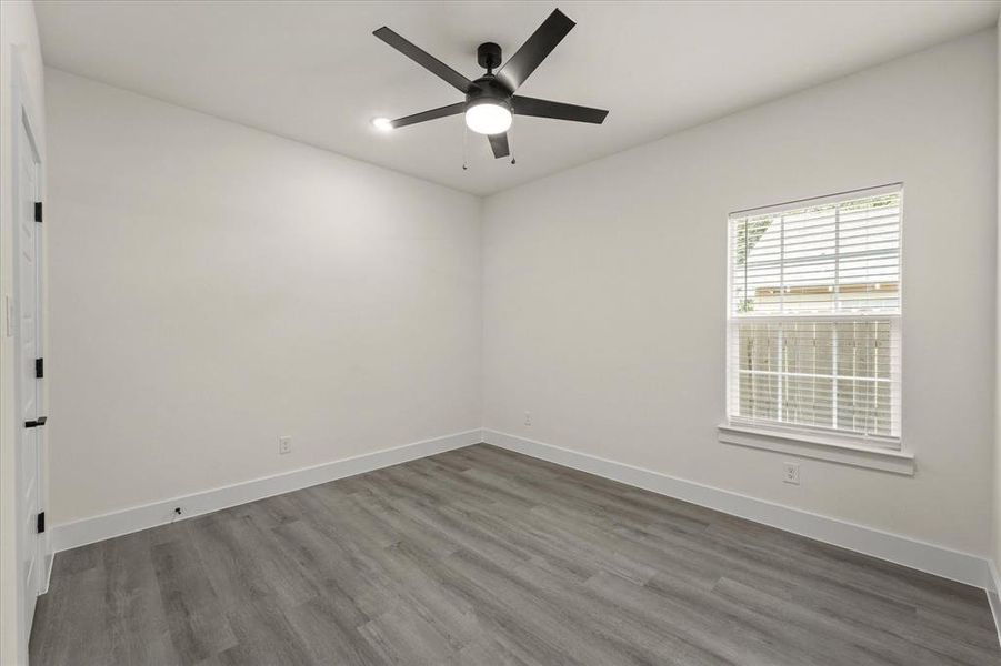 Spacious, unfurnished interior of a new home in , Fort Worth (Image 8).