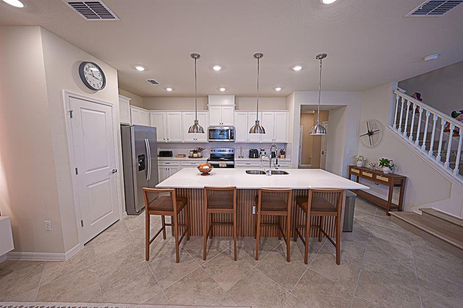 Furnished interior view inside a new home in , Clermont (Image 42).