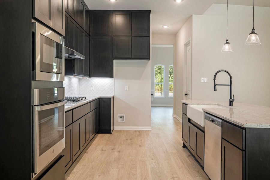 Furnished interior view inside a new home in Encino Estates, Dayton (Image 4).