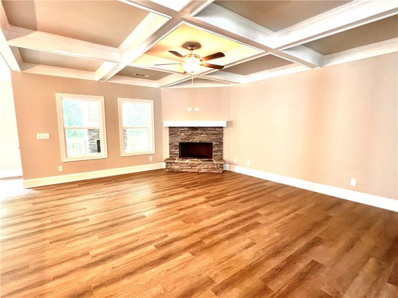 Spacious, unfurnished interior of a new home in , Jefferson (Image 33).